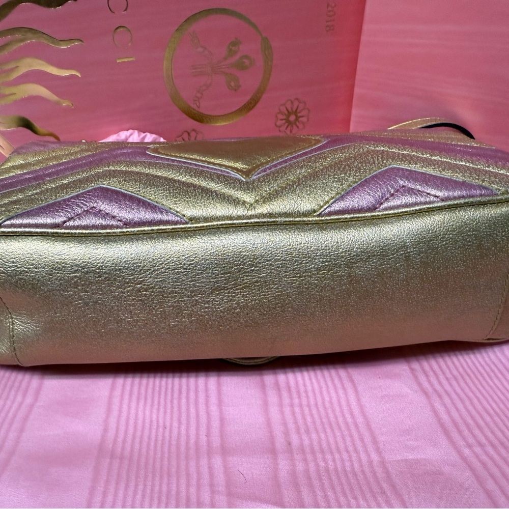 Gucci Pink and Gold Chevron Quilted Shoulder Bag - Picture 6 of 16